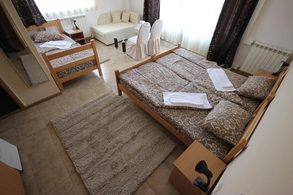 Bed&Breakfast Vertigo Belgrad Zimmer foto